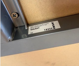 Escritorio Esquina IKEA Madera y Plástico