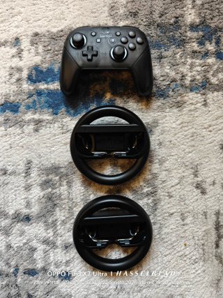 Nintendo Switch + 5 Giochi + tanti Accessori