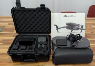 DJI Mavic 3 Fly More Combo