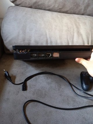 PS4 (PlayStation 4) Negra