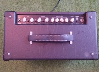 Amplificador a válvulas Blackstar HT5R MKII