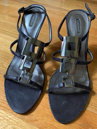 ¡Chollo! Sandalias Tacón Fino Chedivè Negras