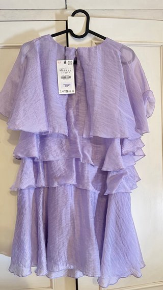 Vestido Zara volantes lila Talla M