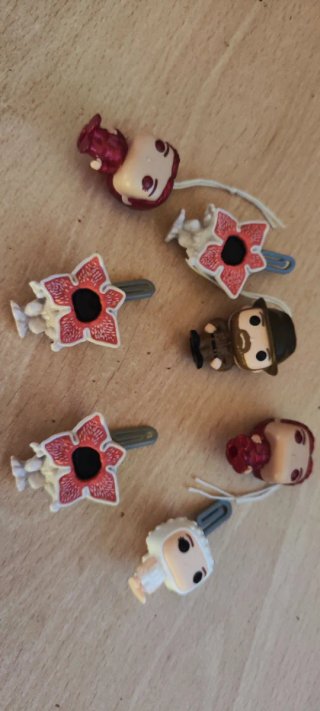 Funkos Kinder Joy - Stranger Things