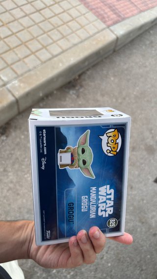 Funko Pop! Grogu Flocked 825 Star Wars