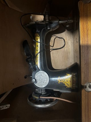 Máquina de coser Singer antigua