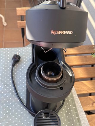 Macchina da caffè Nespresso Vertuo Plus nera