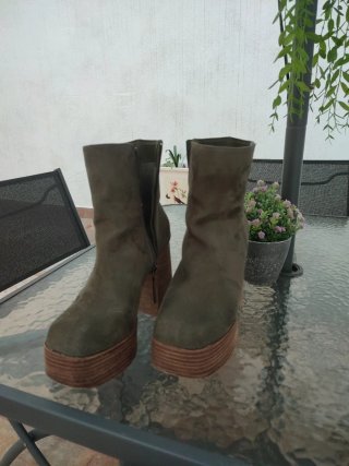 Botines de tacón grueso