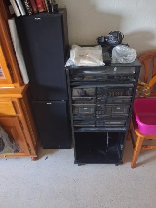 Equipo de música Sanyo completo