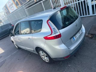 Renault Grand Scenic 2012