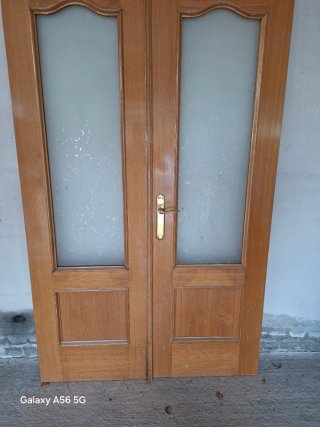 3 Puerta madera maciza