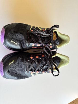 New Balance Mujer Garoe 37.5 Negro/Morado
