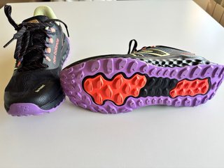 New Balance Mujer Garoe 37.5 Negro/Morado