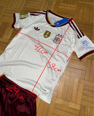 Equipación España 2 estrellas niño 14 años (164cm)