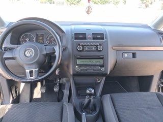 Volkswagen Touran 2011