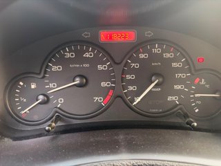 Peugeot 206 1.4 gasolina 2006