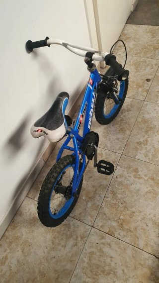 Bicicleta infantil azul REBEL