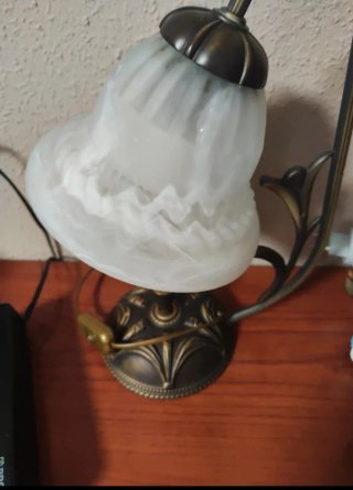 Lámpara de mesita de noche