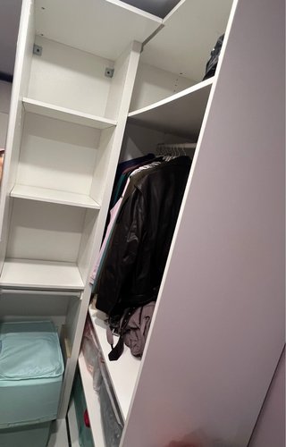 Módulo esquinero Ikea con puerta bergsbo