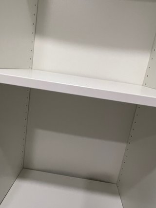 Módulo esquinero Ikea con puerta bergsbo