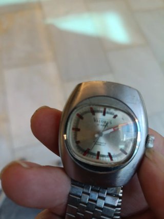 Reloj Valorus Automático con Fecha