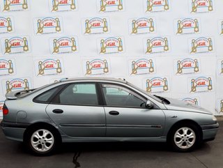 Paragolpes delantero renault laguna (b56) 1142550