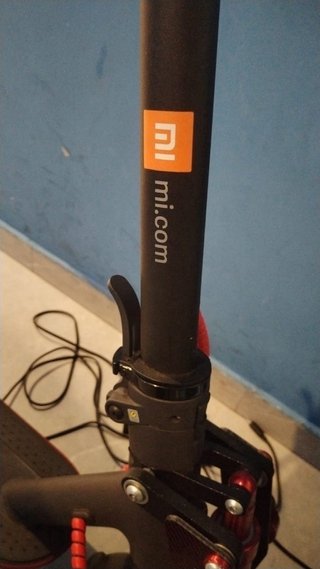 Patinete Eléctrico con Cargador
