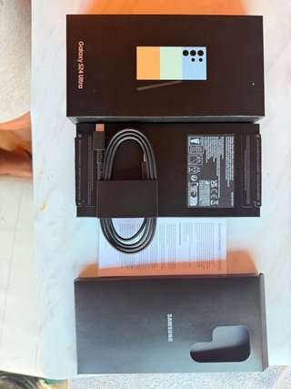 Samsung S24 Ultra 1TB Caja Original + Cable