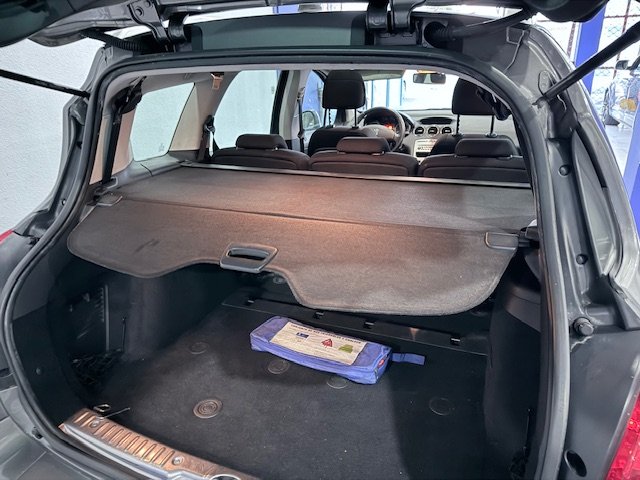 Peugeot 308 1.6 HDI Premium FAP 2009, foto 12