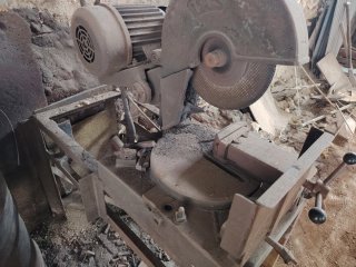 Maquinaria de carpintería metálica (varias)