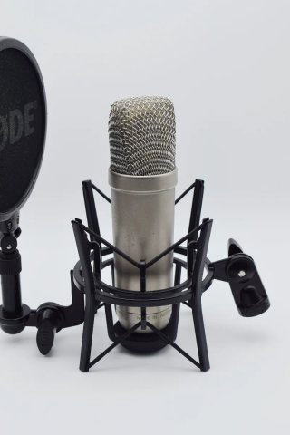 RODE NT1-A + Focusrite Scarlett Solo 3ª Gen