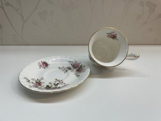 Taza de té Royal Albert Lavander Rose