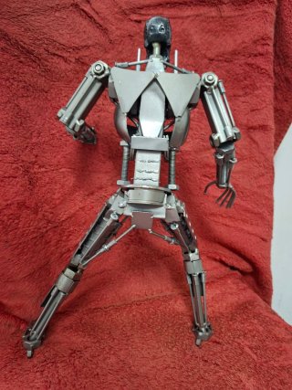 Figura Terminator T-1000 Metal