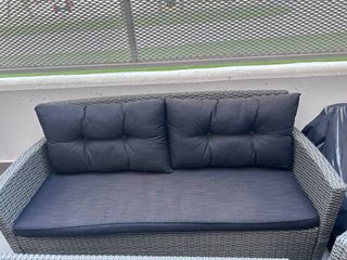 Conjunto de muebles de jardín