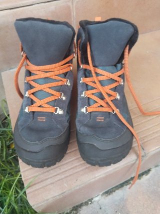 Botas montaña Quechua niño azul t. 38