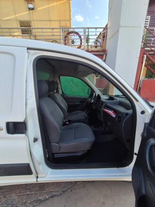 Furgoneta Citroën Berlingo Berl first hdi75 diésel