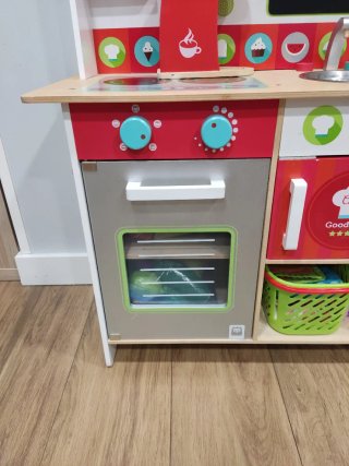 Cocinita infantil de madera con accesorios