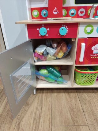 Cocinita infantil de madera con accesorios