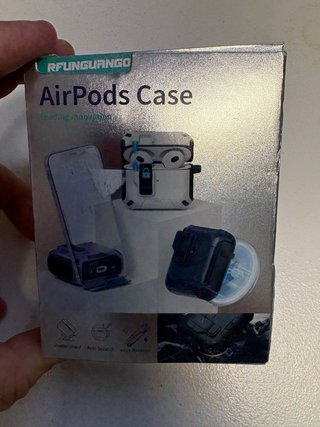 Funda AirPods con Kit Limpieza Negro