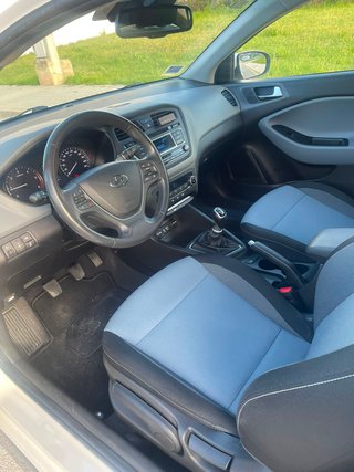 Hyundai i20 2016 etiqueta C 128.000 kms