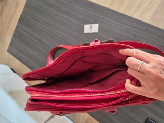 Maletín de piel rojo-burdeos