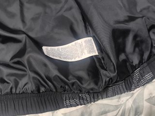 Chaqueta Nike TN Vintage Negra y Roja
