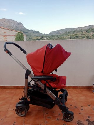 Carro de bebé rojo: capazo, maxicosi y silla
