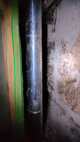 Estufa de leña con tubos