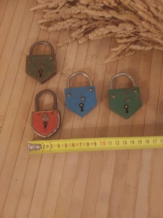 Colección de candados antiguos