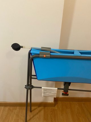 Bañera bebé Stokke con patas