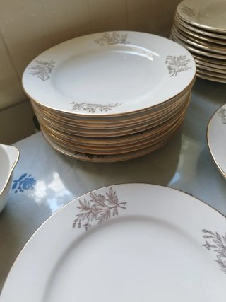 Vajilla porcelana 12 comensales oro