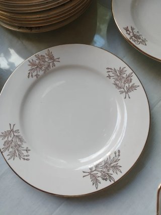 Vajilla porcelana 12 comensales oro