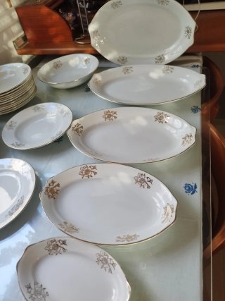Vajilla porcelana 12 comensales oro
