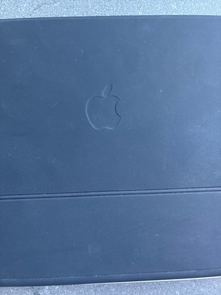 Magic Keyboard iPad Pro 12.9 (3ª y 4ª Gen) Caja